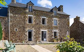 Maison de vacances en pierre entre terre et mer